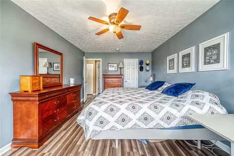 Bedroom - 6466 Lindsey Ln, Export, PA 15632 photo 3 of 7
