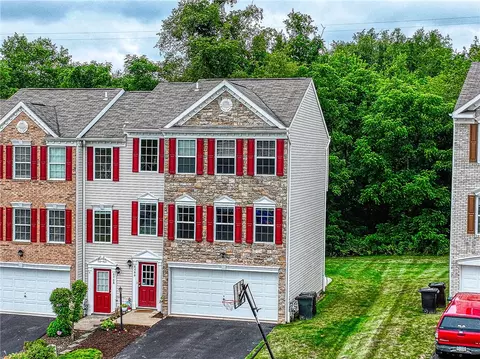 Exterior - 6466 Lindsey Ln, Export, PA 15632 photo 2 of 7