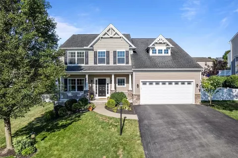 102 Brighton Ln, Mars, PA 16046