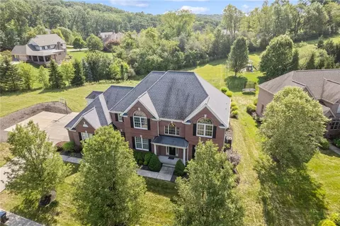 129 Rabold Dr, Wexford, PA 15090