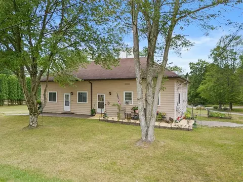 2289 W Hardies, Gibsonia, PA 15044