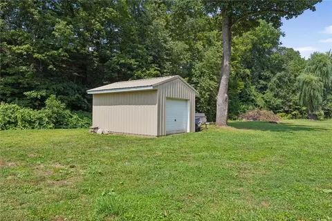 1661 Dime Rd, Vandergrift, PA 15690 photo 21