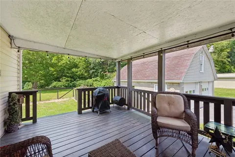 1661 Dime Rd, Vandergrift, PA 15690 photo 4