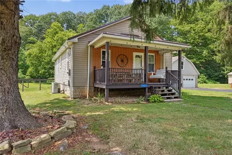 1661 Dime Rd, Vandergrift, PA 15690 photo 2