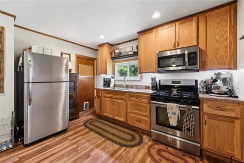 1661 Dime Rd, Vandergrift, PA 15690 photo 9