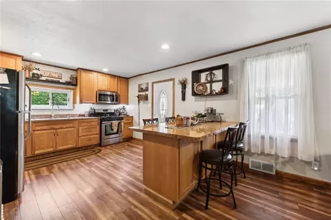 1661 Dime Rd, Vandergrift, PA 15690 photo 8