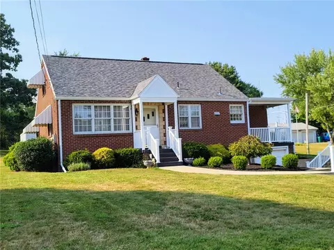 628 Grange Dr, Apollo, PA 15613