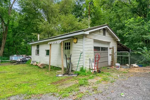 Exterior - 368 Echo Rdg, Apollo, PA 15613 photo 5 of 5