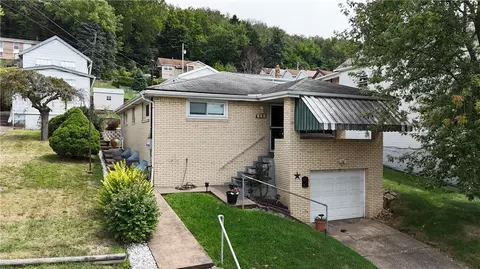731 Delaware Ave, Glassport, PA 15045