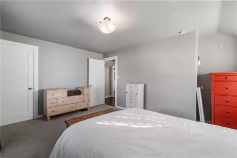3301 Circle Dr, Pittsburgh, PA 15227 photo 21