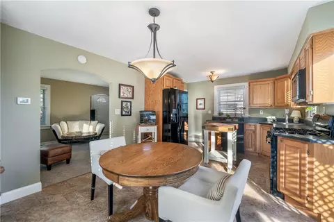 3301 Circle Dr, Pittsburgh, PA 15227 photo 13