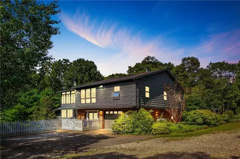 262 Delilah St, Apollo, PA 15613