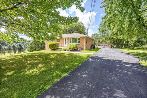 312 Upper Drennen Rd, New Kensington, PA 15068