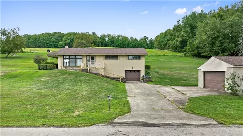 200 Clark Rd, Perryopolis, PA 15473