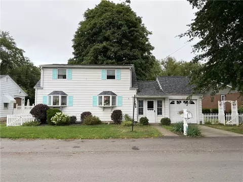 412 N Water St, Masontown, PA 15461