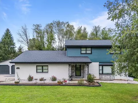 115 Shirley Ln, New Castle, PA 16102