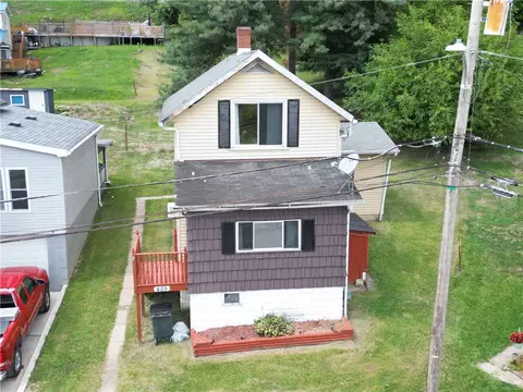 425 Spring St, Richeyville, PA 15358 photo 3