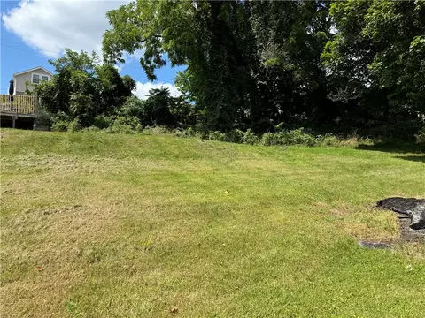 425 Spring St, Richeyville, PA 15358 photo 7