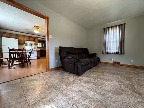 425 Spring St, Richeyville, PA 15358 photo 17