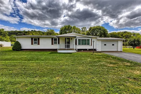 234 Shenandoah Rd, Connellsville, PA 15425
