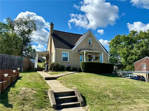 2519 Campbell Cir, West Mifflin, PA 15122