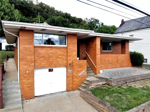 830 Ridge Ave, Mckees Rocks, PA 15136