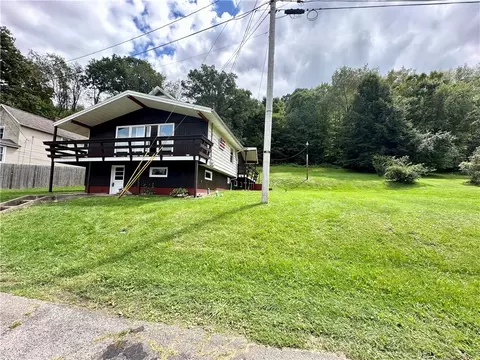 1050 5th St, Nu Mine, PA 16244