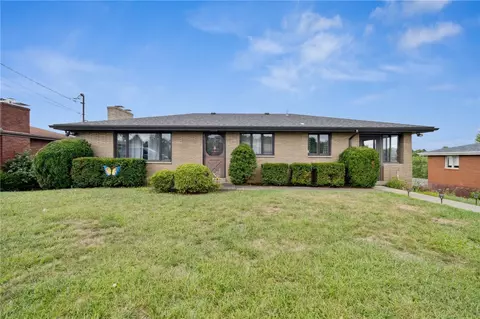 110 Tower St, Monongahela, PA 15063
