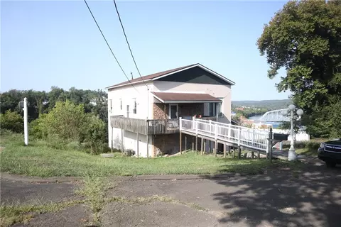 126 Front St, Brownsville, PA 15417