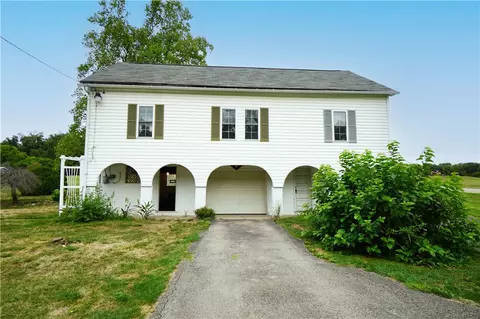 414 Everson Valley Rd, Everson, PA 15631 photo 4