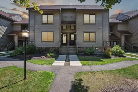 7 Sunridge Dr #I, Rockwood, PA 15557