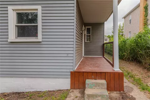 511 Lowell St, Vandergrift, PA 15690 photo 8