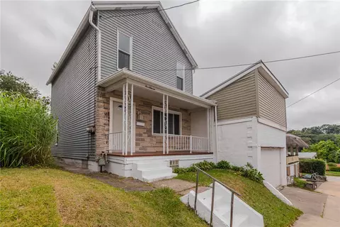 511 Lowell St, Vandergrift, PA 15690