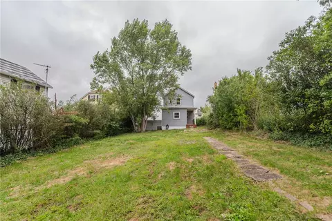 511 Lowell St, Vandergrift, PA 15690 photo 10