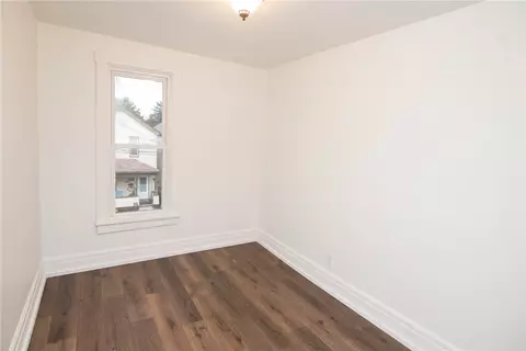 511 Lowell St, Vandergrift, PA 15690 photo 24