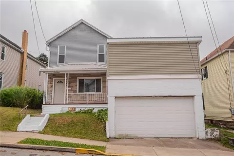511 Lowell St, Vandergrift, PA 15690 photo 4