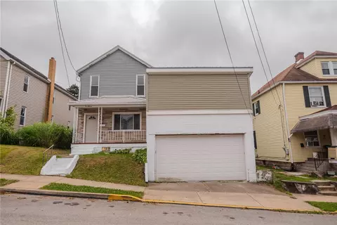 511 Lowell St, Vandergrift, PA 15690 photo 3