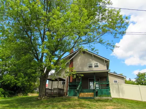 12 Linton Rd, Brownsville, PA 15417