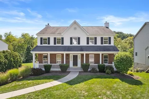 726 Little Creek Ln, Cranberry Township, PA 16066
