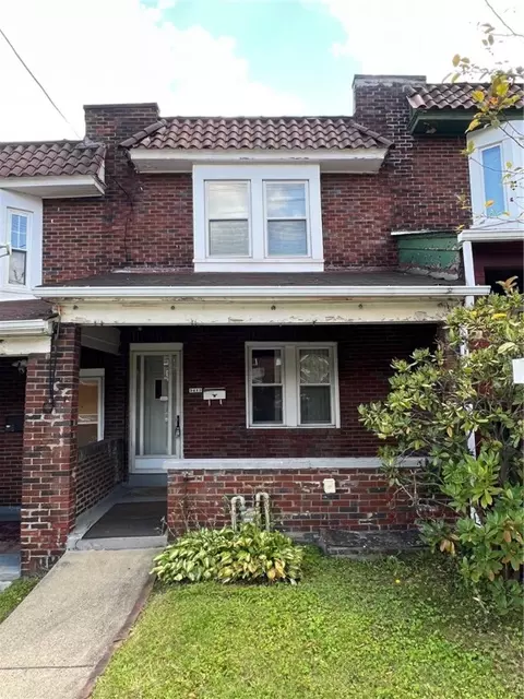 3412 Louisa St, Pittsburgh, PA 15213