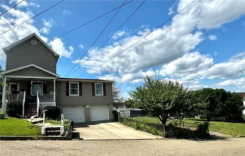 621 Delaware St, Monessen, PA 15062