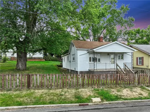 340 Liberty Ave, Washington, PA 15301