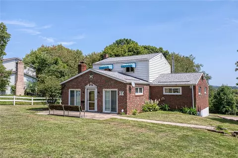 316 Gudekunst, Zelienople, PA 16063