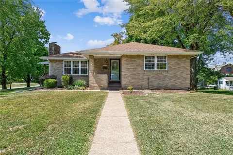 1218 Buckeye St, Connellsville, PA 15425
