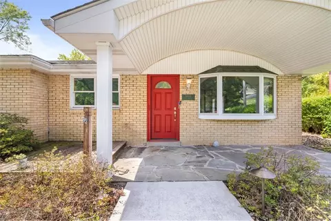 9840 Don Dr, Irwin, PA 15642 photo 3