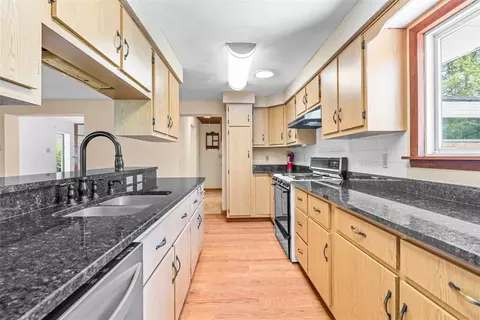 9840 Don Dr, Irwin, PA 15642 photo 17
