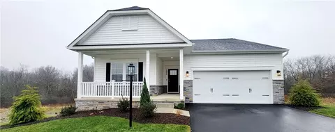 104 Oak Creek Dr, Sarver, PA 16055
