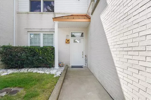 201 Adams Pointe Blvd #1, Mars, PA 16046