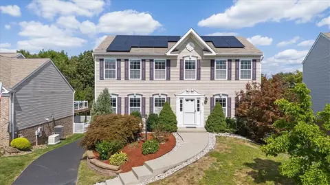 128 Long Valley Dr Ext, Coraopolis, PA 15108
