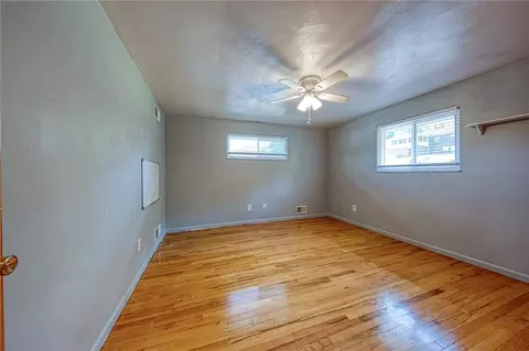 11468 Drop, Irwin, PA 15642 photo 36